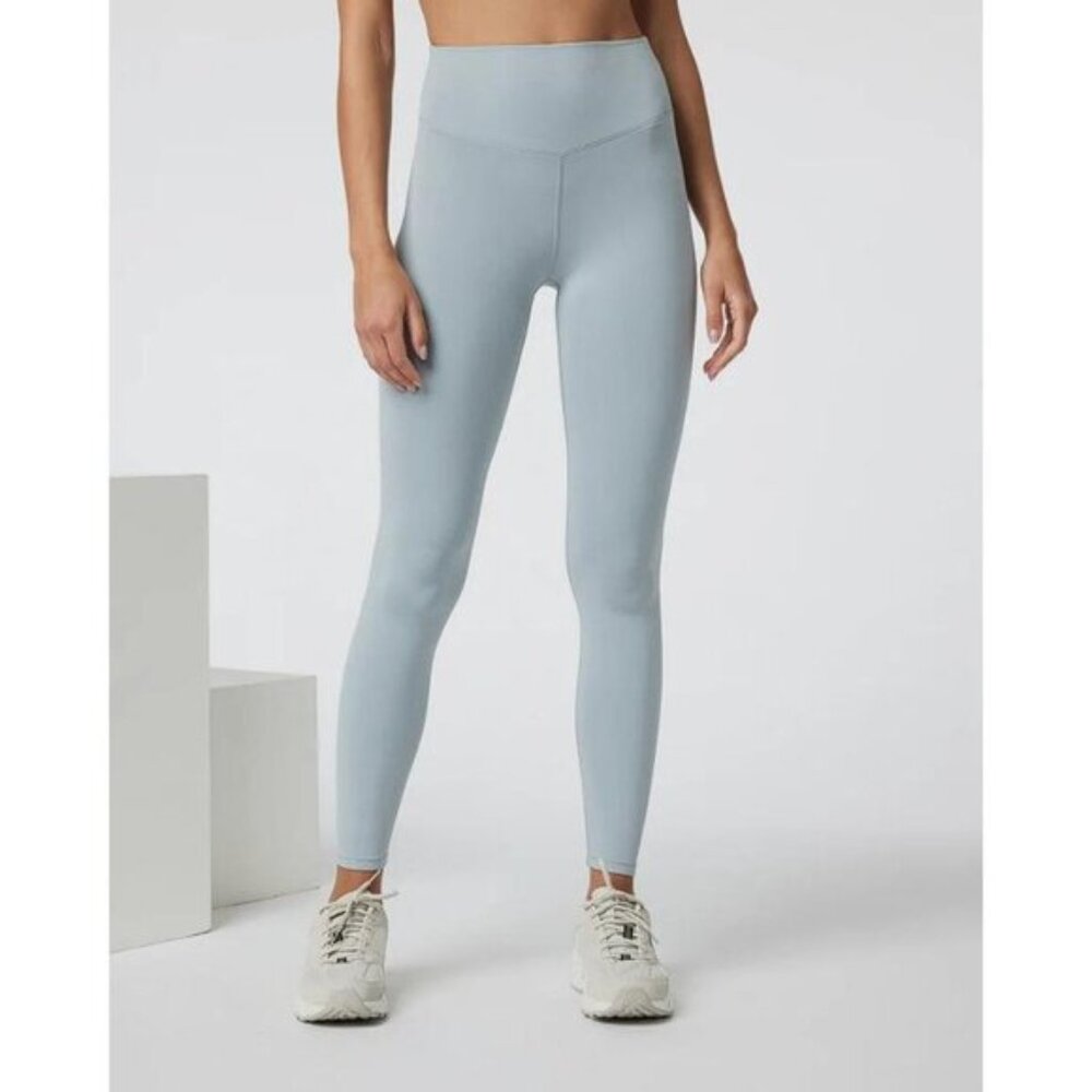 VUORI Women's Chilled Out Legging Size M In Chalk Blue